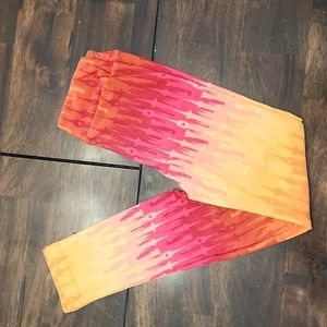 Dianey Lularoe girls leggings